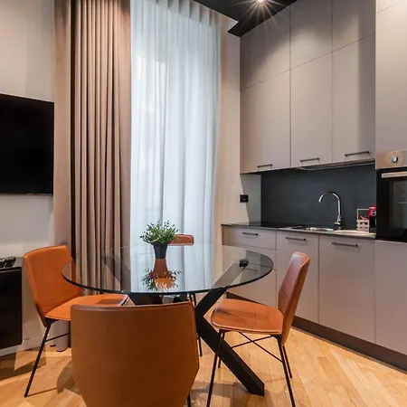 Moscovapremiumapartment In Brera 아파트